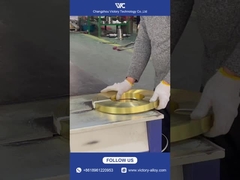 청동 테이프 포장 비디오, 금 같은 보호 및 정교한 프레젠테이션을 목격